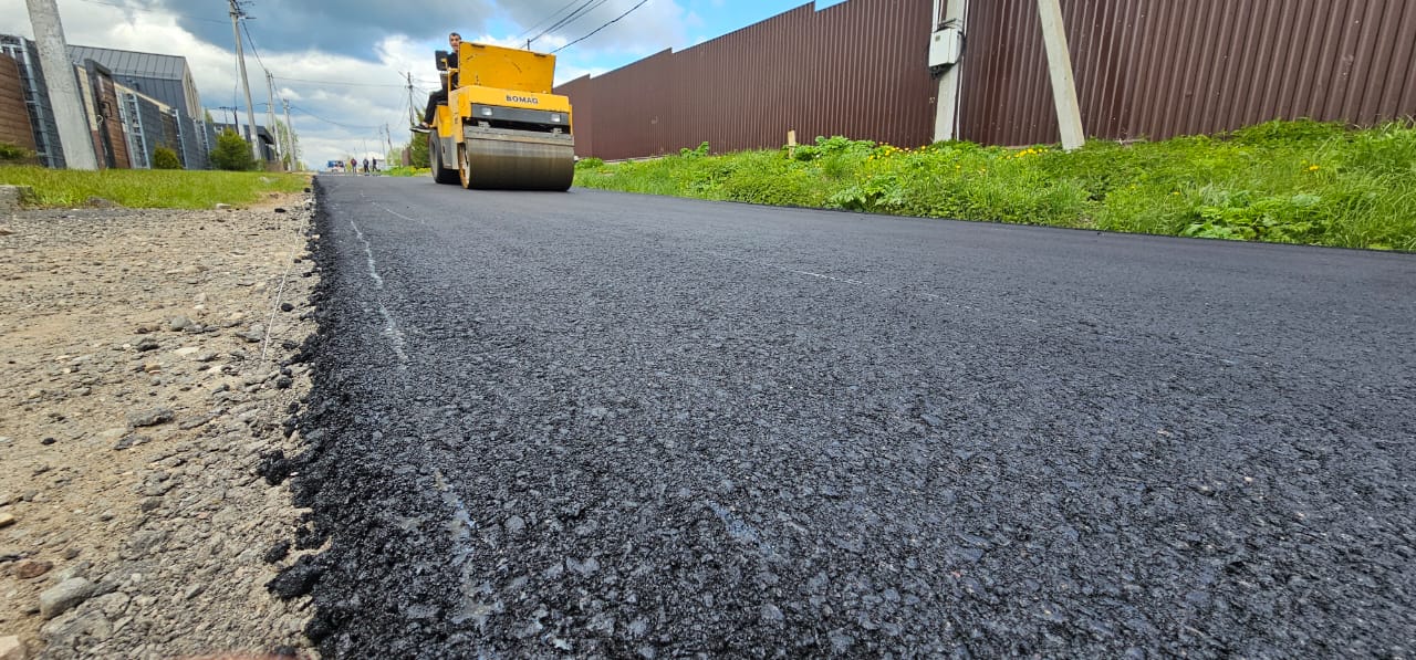 Ремонт асфальта. ﻿Ставраполе, Курганная улица, 12